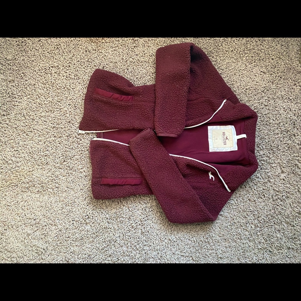 Maroon hollister zip up